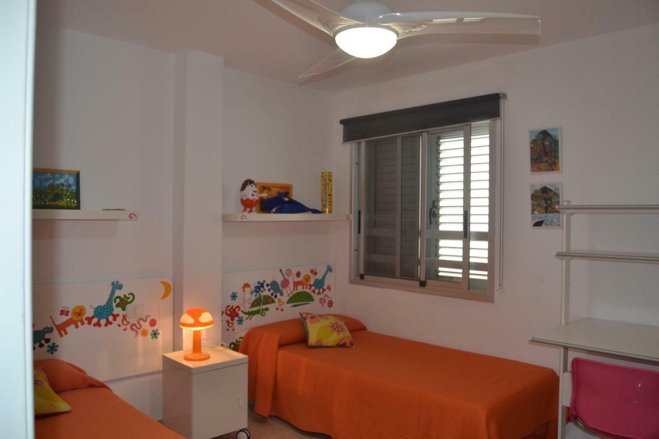 Apartamento Vacacional Relax Frente Al Mar Candelaria Bagian luar foto