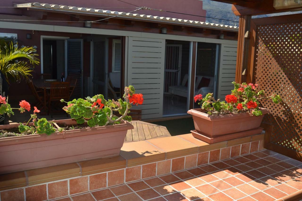 Apartamento Vacacional Relax Frente Al Mar Candelaria Bagian luar foto